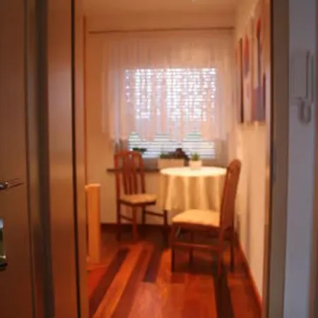 Apartamento Fuer 2, Nicht Fuer Monteure *